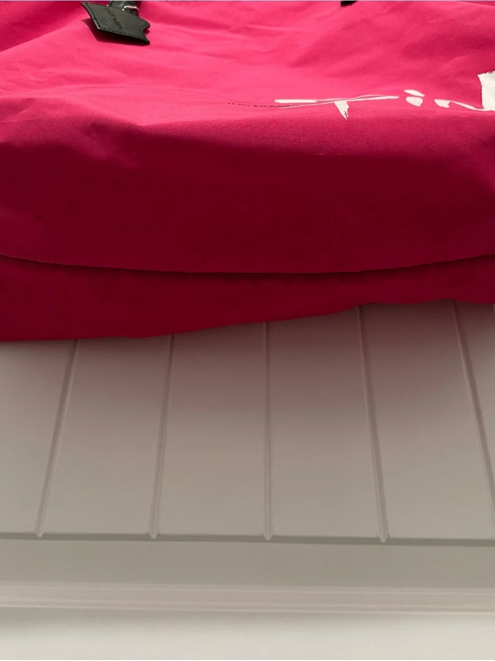 Mary Kay Hot Pink Tote with Black Handles